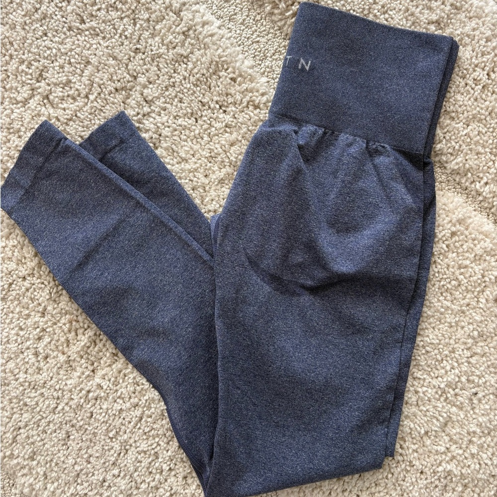 NVGTN Women's High-Waist Navy Heather Leggings